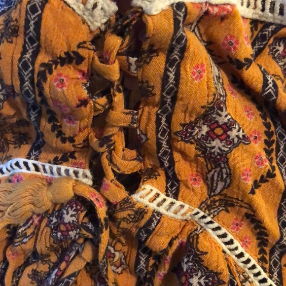 Sold - Picture 3 of 3